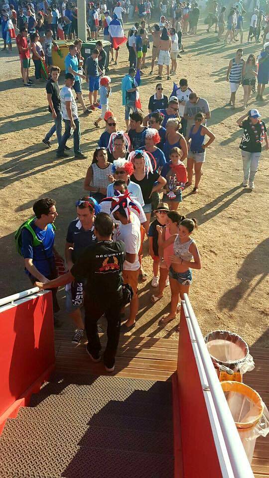 Societe securite evenementiel pour match de football vers Toulon