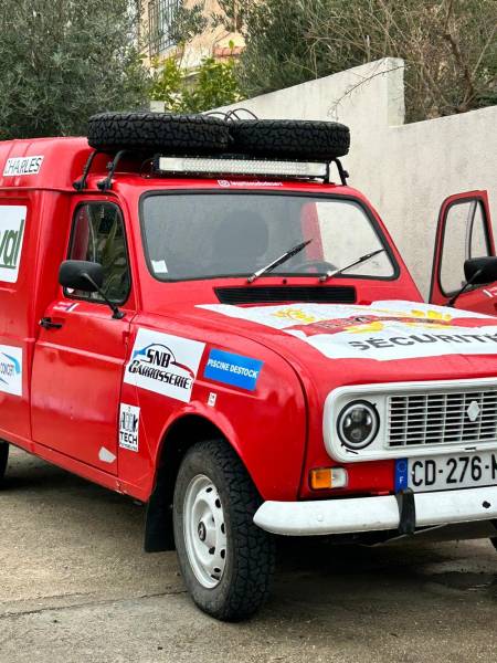 AMGS, ambassadeur du 4L Trophy 2026 avec les Pitsous du Désert